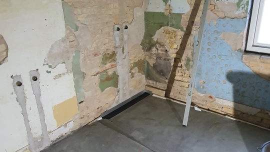 omfugning af væg før