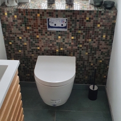 murer renovering af badeværelse fliser toilet