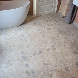 omfugning af murværk fliser