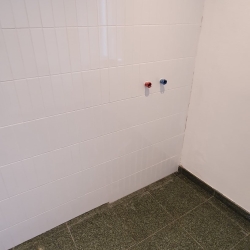 renovering af badeværelse fliser grøn Ringe