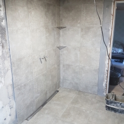 renovering af badeværelse fliser