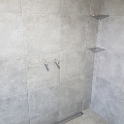 renovering af fliser badeværelse