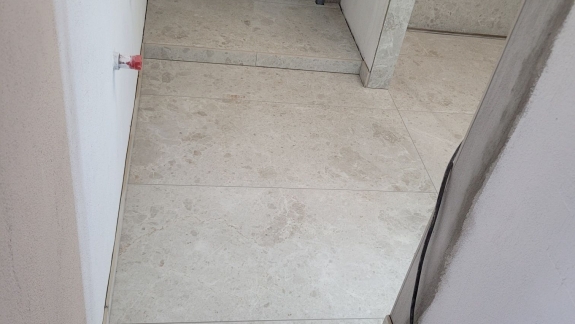 bad toilet 120cm klinker murværk