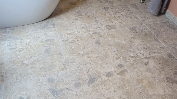 omfugning af murværk fliser