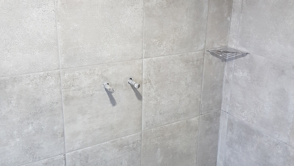 renovering af fliser badeværelse