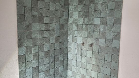 renovering badeværelse grøn